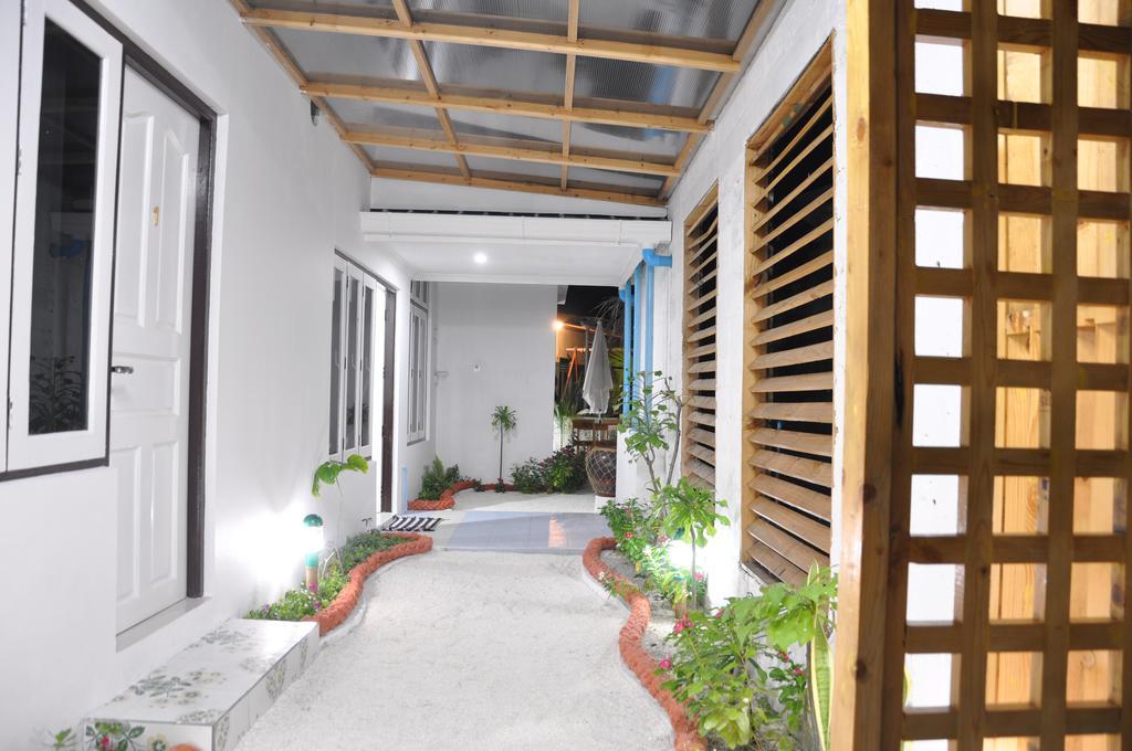 Guraidhoo Inn Room photo