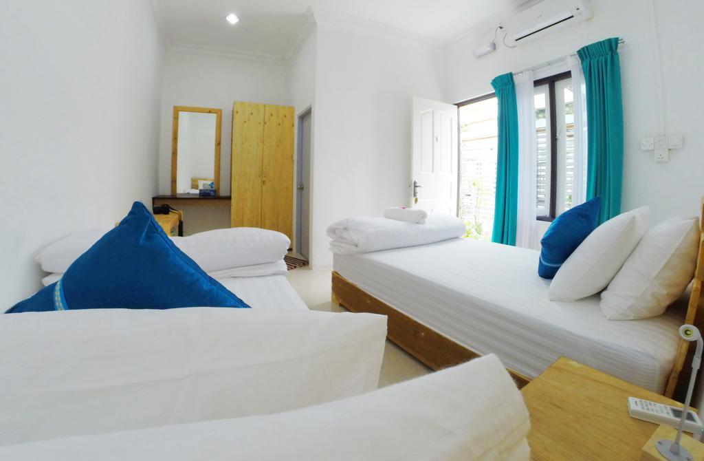 Guraidhoo Inn Room photo